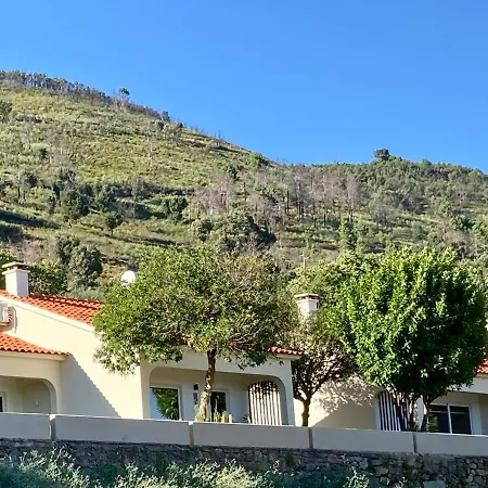 Casas De Alpedrinha