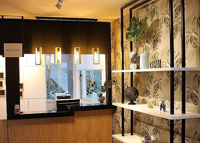 Casas De * Alpedrinha